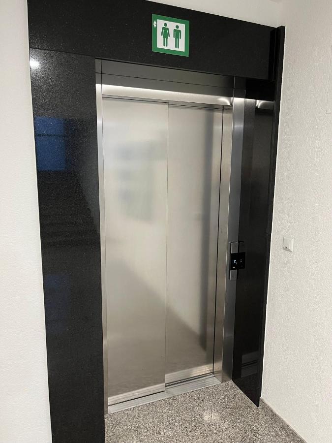 Appartamento Studio Apartman Implex Ðakovo Esterno foto