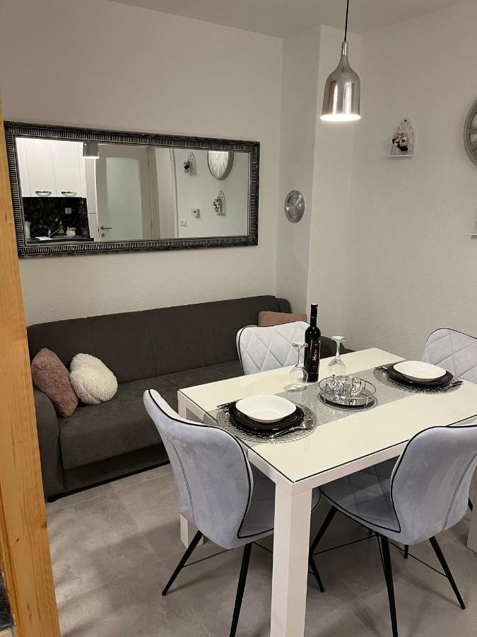 Appartamento Studio Apartman Implex Ðakovo Esterno foto