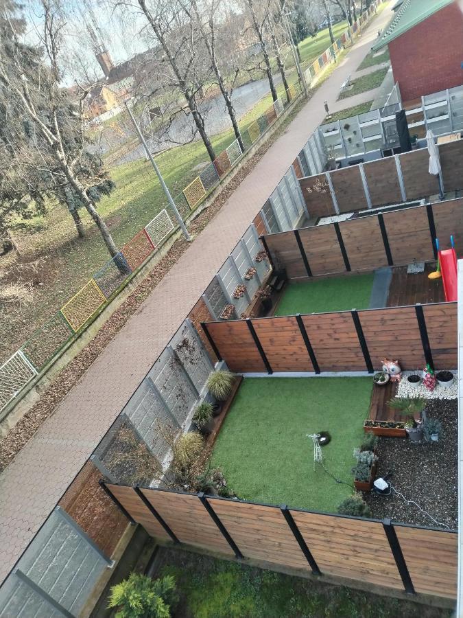 Appartamento Studio Apartman Implex Ðakovo Esterno foto